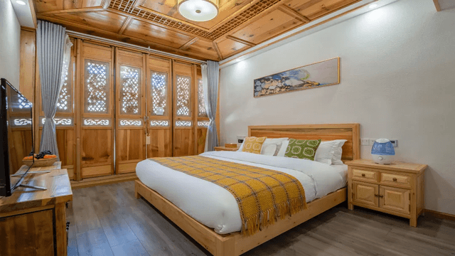 Big Room