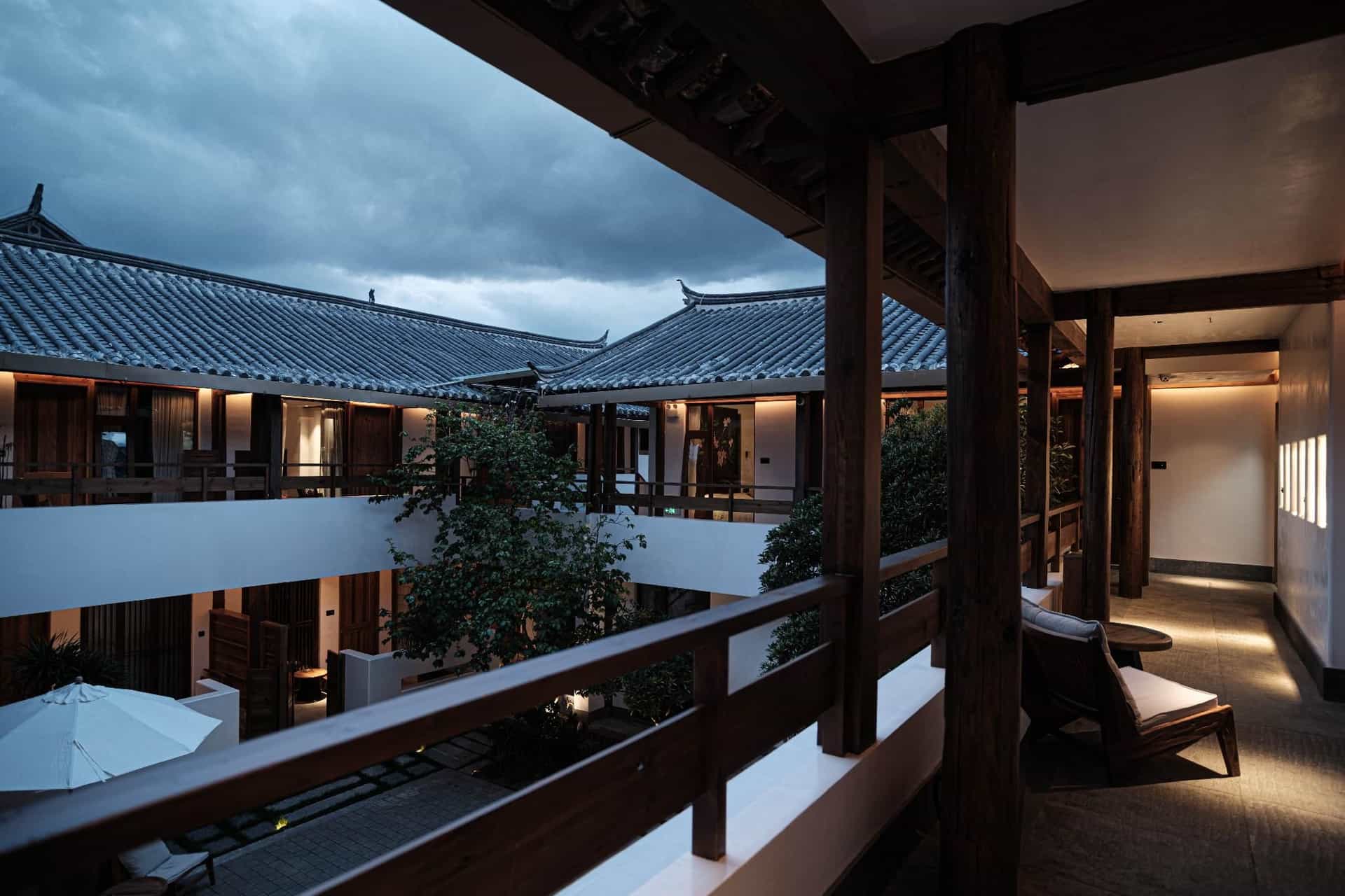 Li Jiang Ancient City Wide-Up Hotel