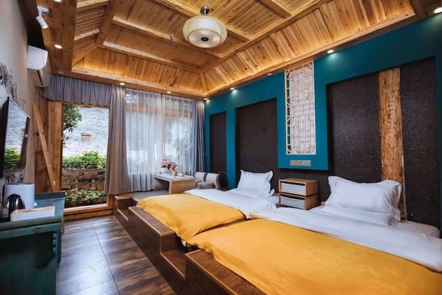 Elite Cabin