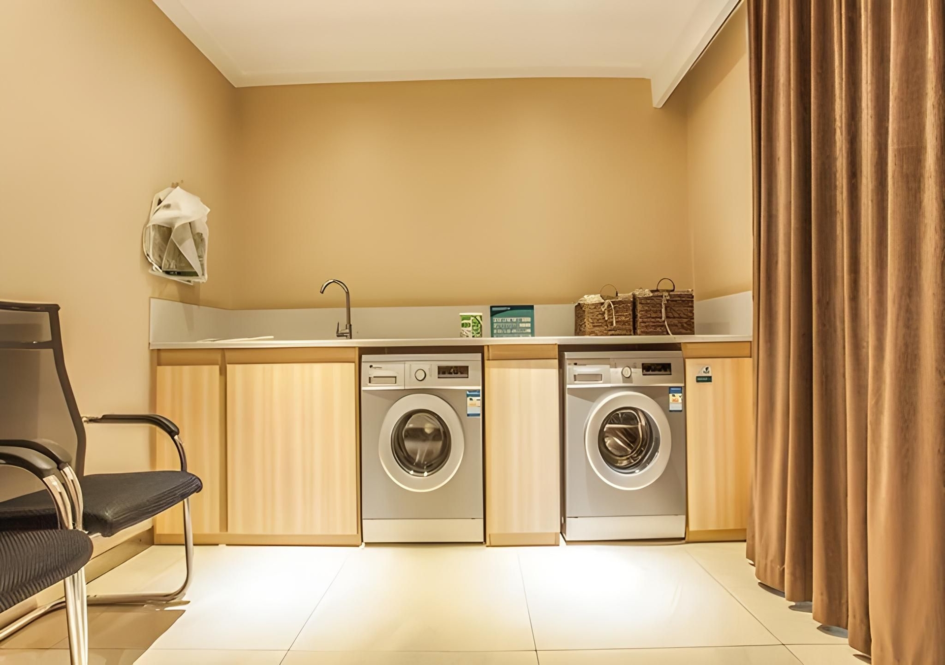 ซิตี้ คอมฟอร์ต อินน์ หลิวโจว เดอะ มิกซ์ สีเจียงโร้ด (City Comfort Inn Liuzhou The Mixc Xijiang Road)1