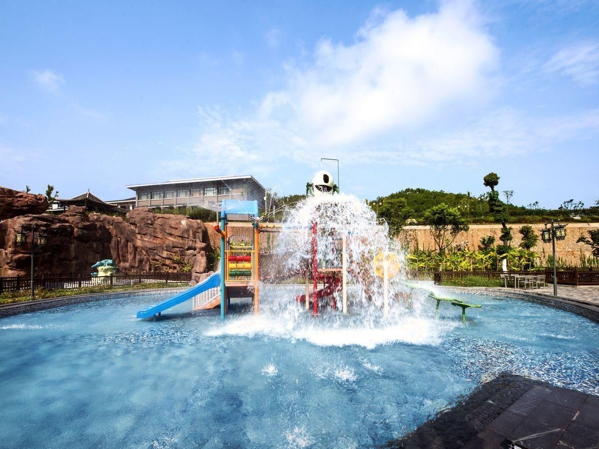 โรงแรมหลงเอี้ยน เหลียนเฉิง เทียนอี้ ฮอทสปริงส์ รีสอร์ท (Longyan Liancheng Tianyi Hotsprings Resort)1