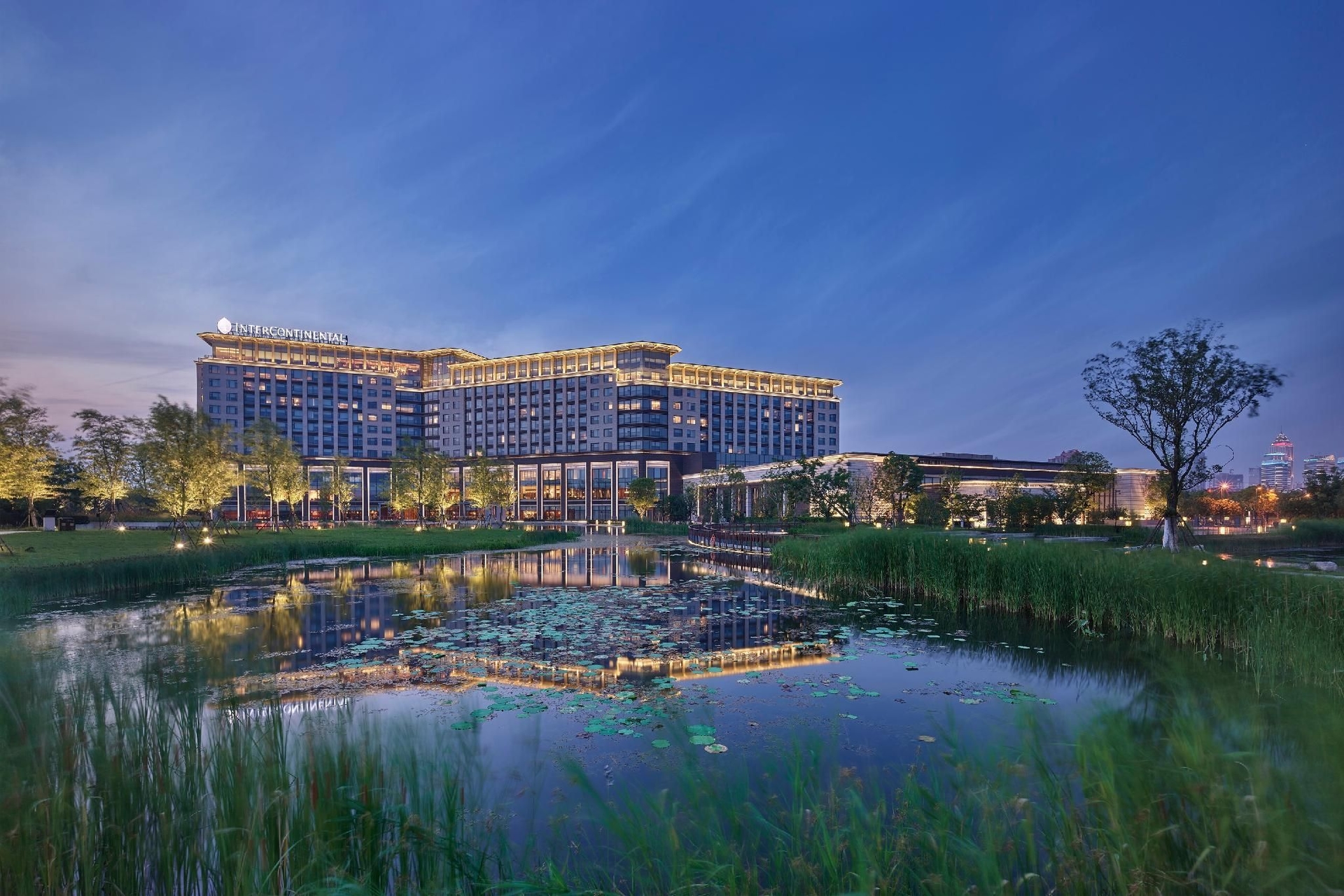 อินเตอร์คอนติเนนตัล หนานถง (InterContinental Nantong)0