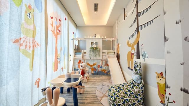 Premium Room, 1 King Bed (Kid Theme)