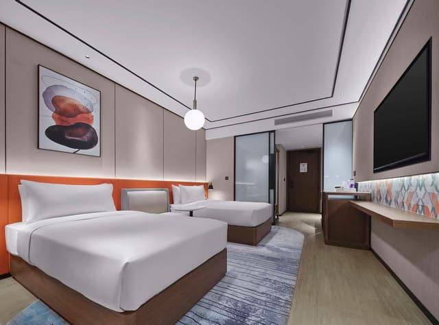 TWIN GUEST ROOM HIGH FLOOR