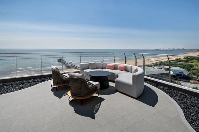 Premium Suite, 1 King Bed, Balcony (View)