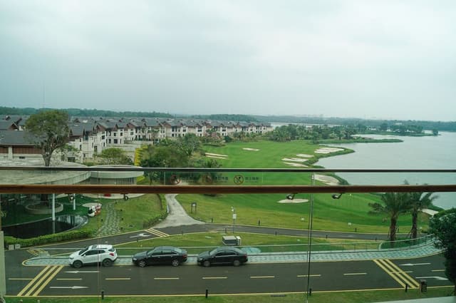 Premium Room, 1 King Bed (BaiShiLing Mountain View)