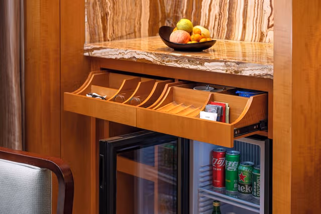 Suite, 1 Bedroom, Lake View