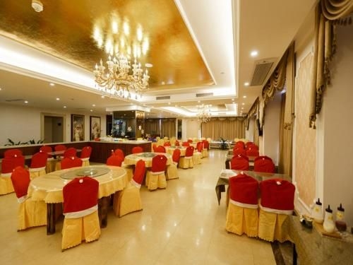 โรงแรมเวียนนา เซากวน อู๋หลิงถิง (Vienna Hotel Shaoguan Wulingting Branch)3