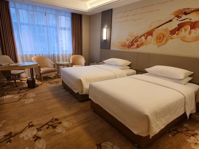 Deluxe Family Room