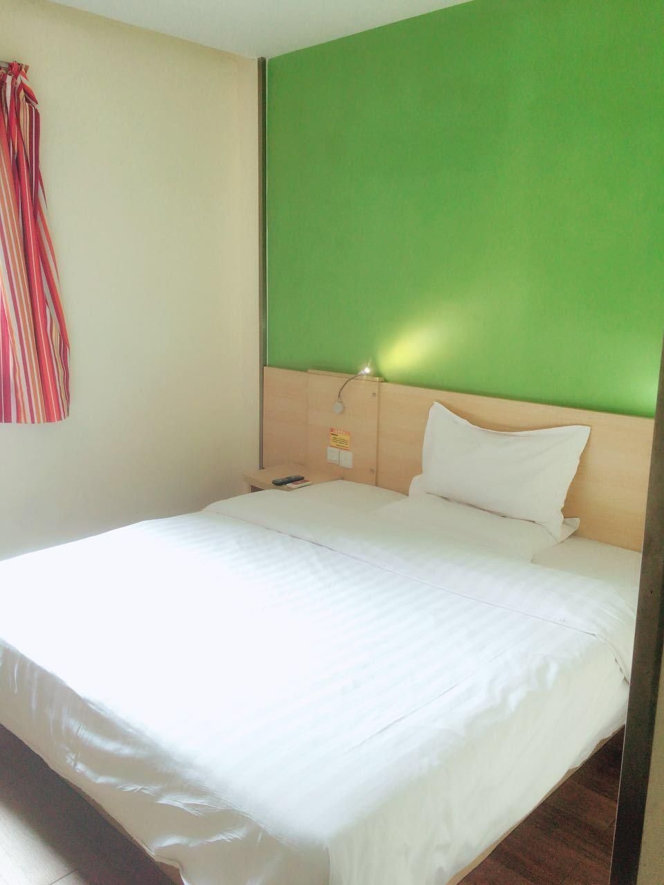7 Days Inn Shaoguan Zhongshan Park Pedestrian Street1