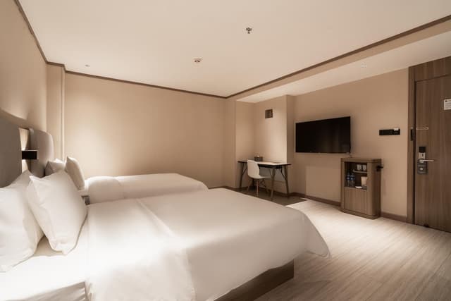 Huazhu - Twin Room