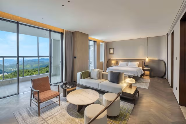 Presidential Suite, 1 King Bed with Sofa bed, Non Smoking (Hot Spring Pool)