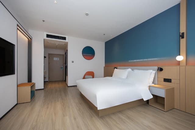Huazhu - Business Bed Room
