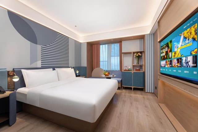 Huazhu - Lehuo Deluxe 1 Bed Room