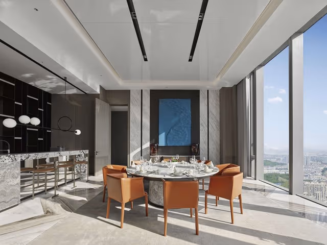 KING PRESIDENTIAL SUITE