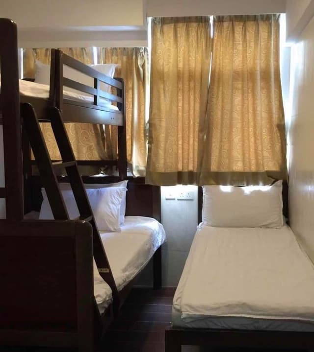 Triple Room