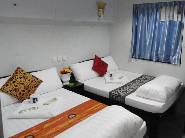 Deluxe Triple Room