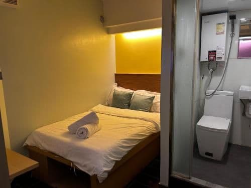 Semi Double Room - Non-Smoking
