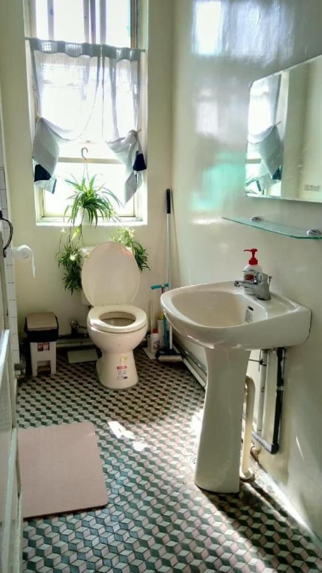 Double Room with shared bathroom room
