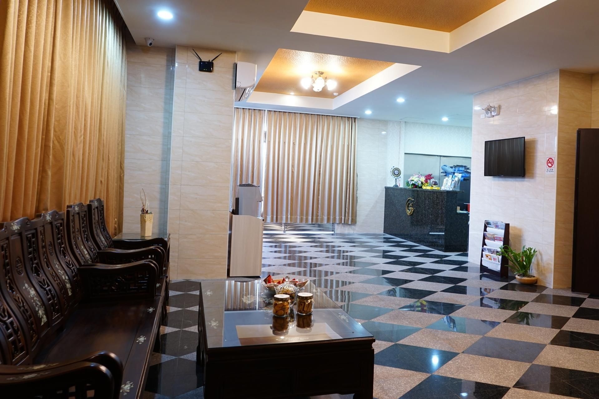 จินเจียง คอมเมอร์เชียล โฮเต็ล (Gin Jian Commerical Hotel)0