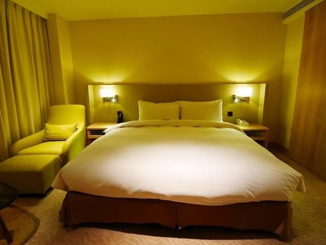 Deluxe Family Suite