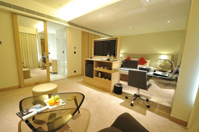Executive Suite