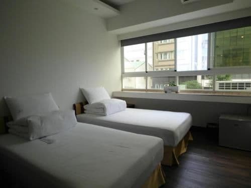 Standard Twin Room