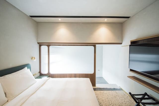 Classic Quadruple Room