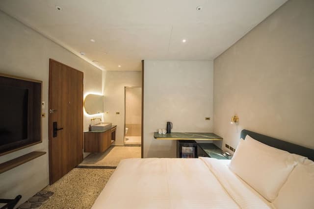 Classic Quadruple Room