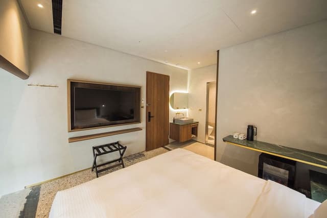 Classic Quadruple Room