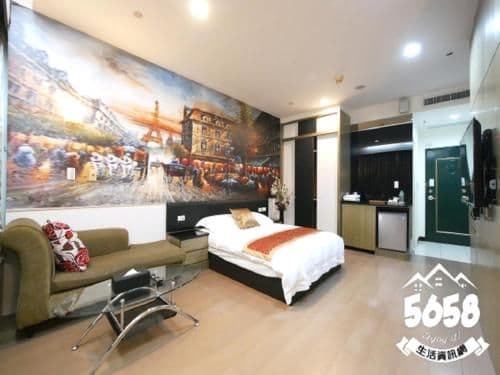 Deluxe City View Room
