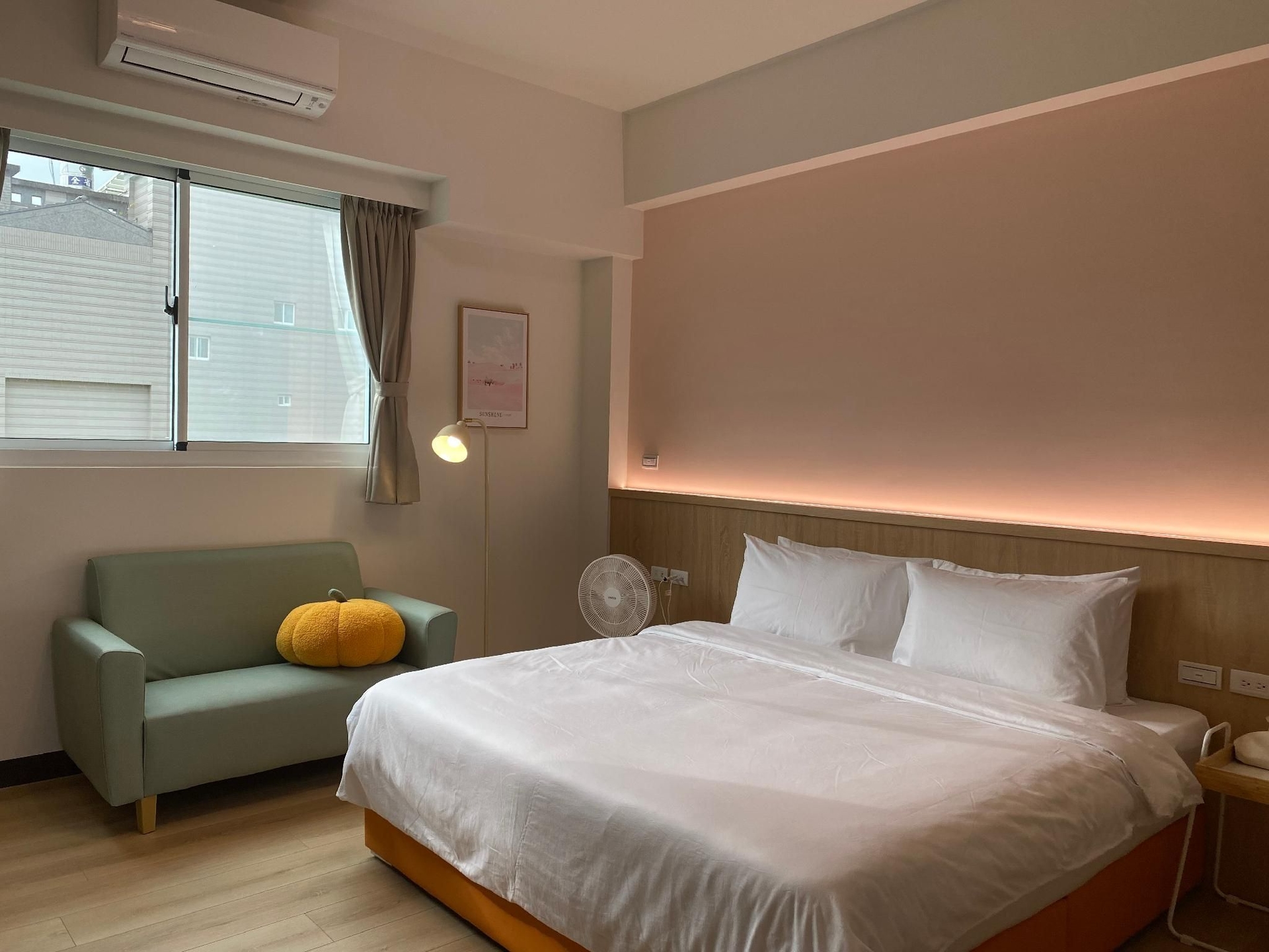 ออเรนจ์ โฮมสเตย์ (Orange Homestay)1