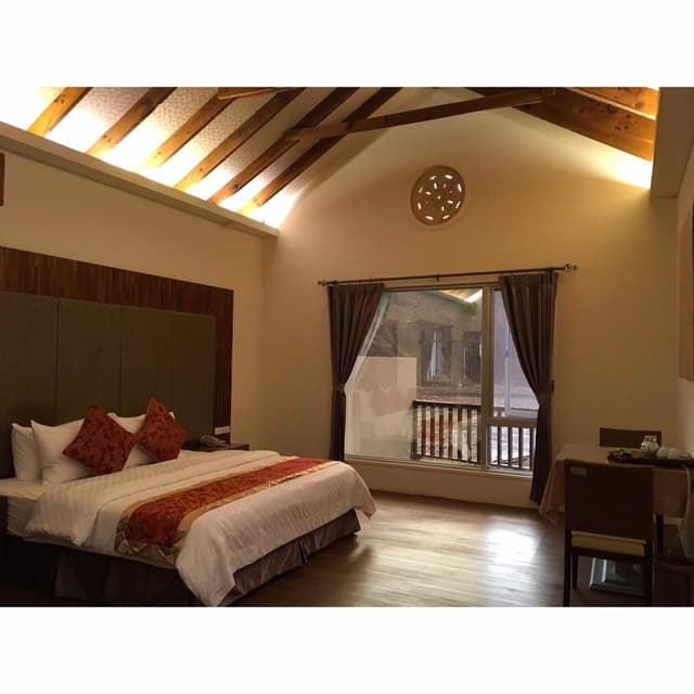 Deluxe Family Suite