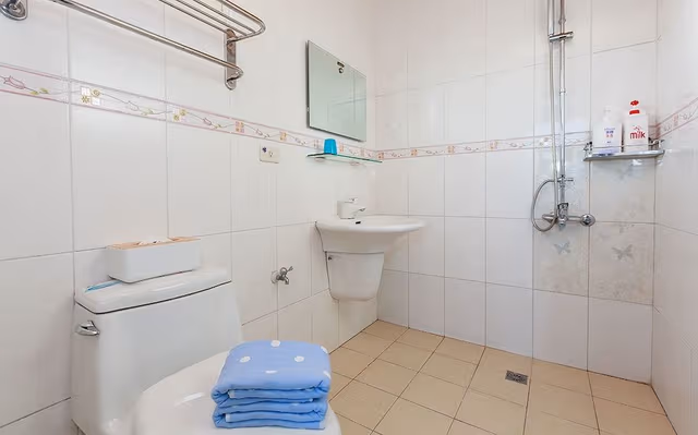 Family Triple Room (302)