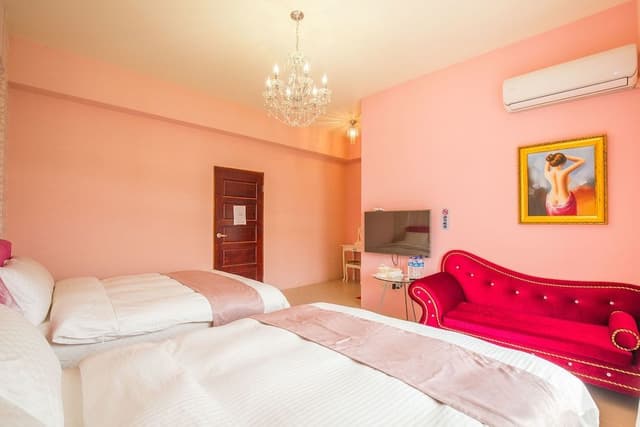 Deluxe Quadruple Room