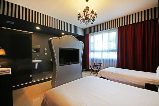 Deluxe Triple Room
