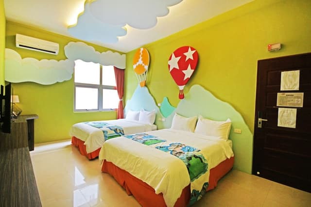 Signature Quadruple Room, 2 Double Beds