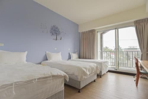 Triple Guest Room