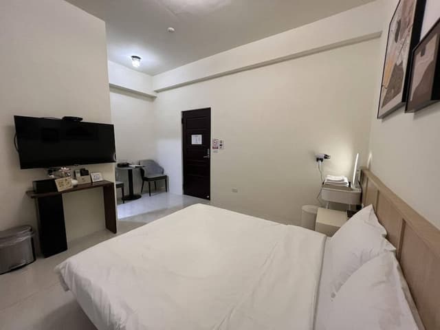 Deluxe Double Room, 1 Double Bed, Balcony, City View