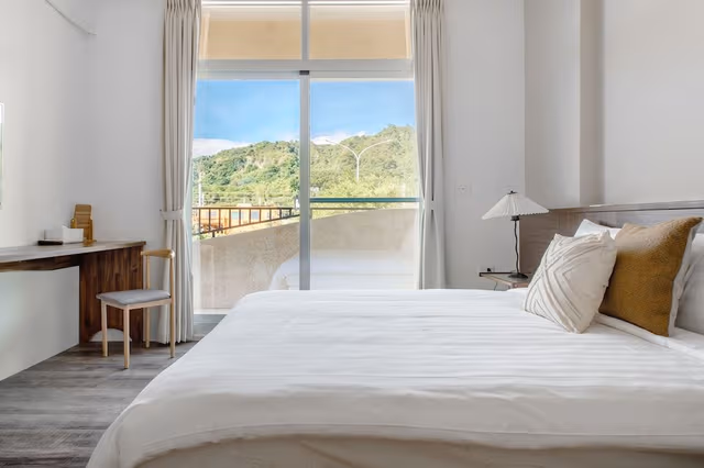 Suite with Balcony