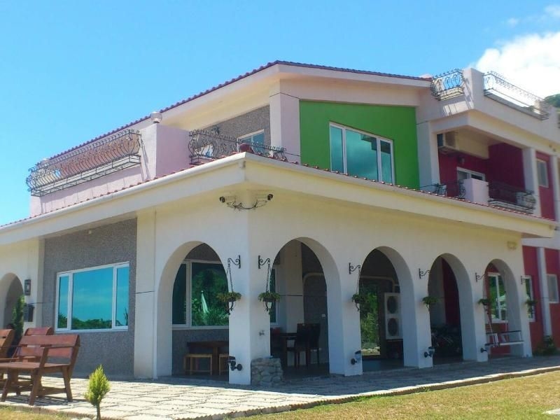 เจิน ตี้ เรนโบว์ เฮาส์ (Jen Ti Rainbow House)4