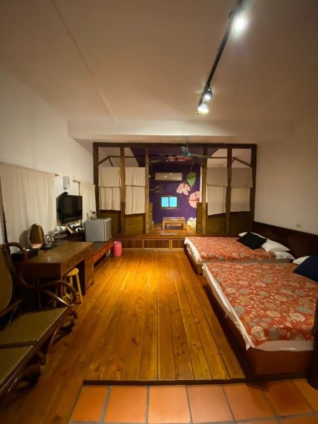 Standard Quadruple Room (Harvest)
