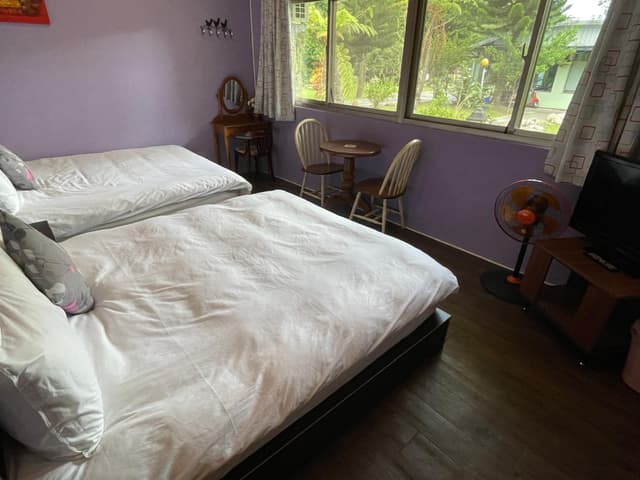 Quad Room B