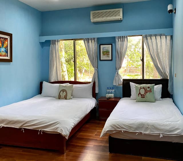 Triple Room - Breakfast Included