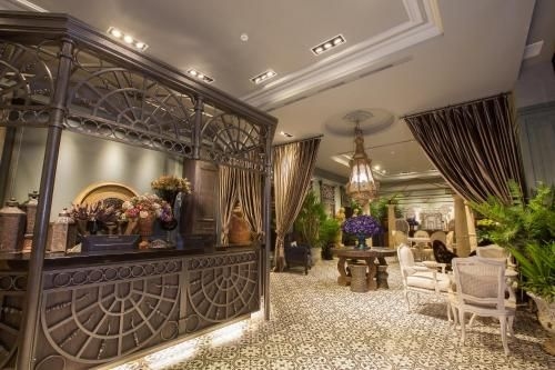 โฮเต็ล รอยัล คิงดอม (Hotel Royal Kingdom)0