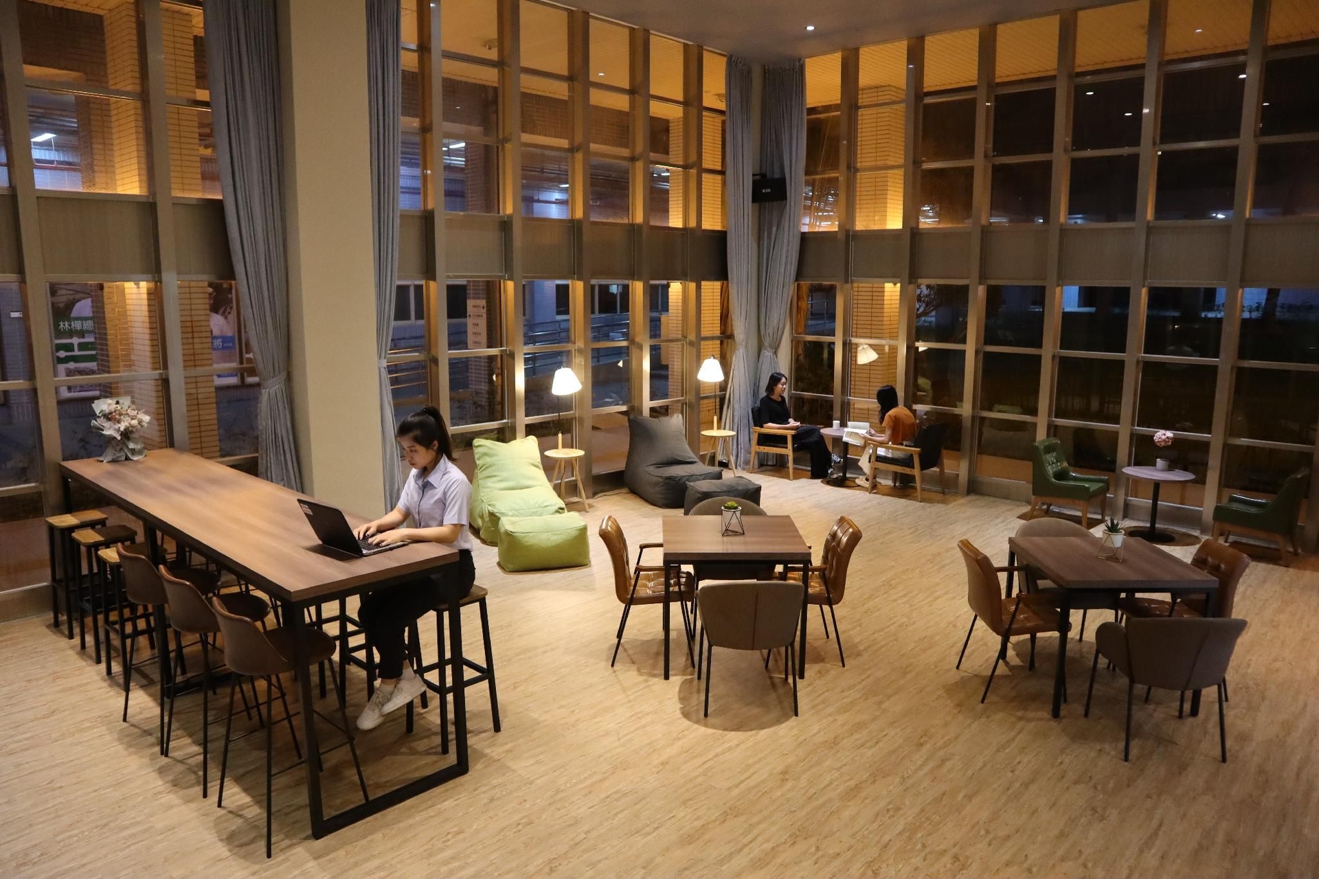 เมโทรอินน์ (Metro Inn)4