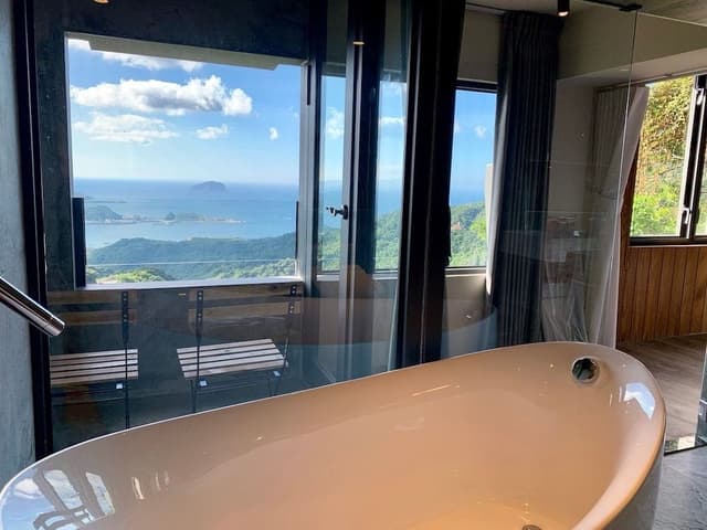 Signature Double Room, 1 Bedroom, Bathtub, Sea Facing