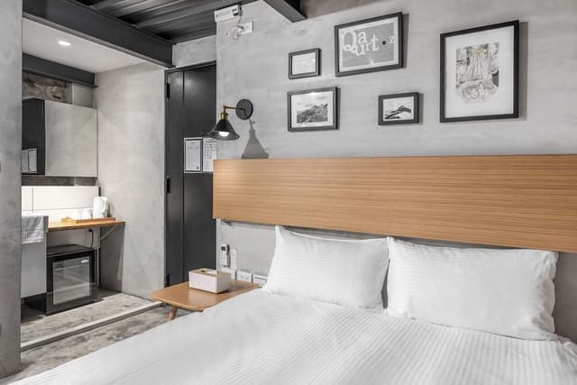 Standard double room - No Windows