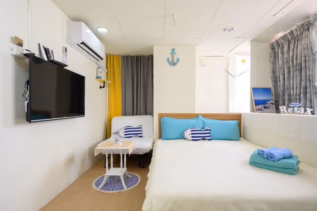 Run of House (1 Double Bed, No Daily Housekeeping)