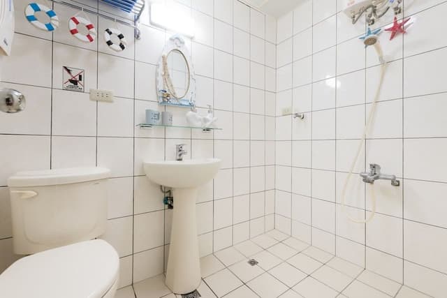 Run of House (1 Double Bed, No Daily Housekeeping)